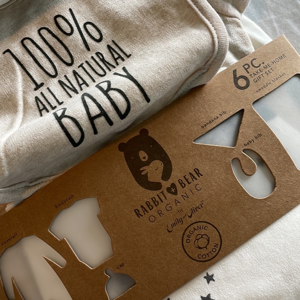NWT   RABBIT BEAR Organic 6 Piece Gift Set